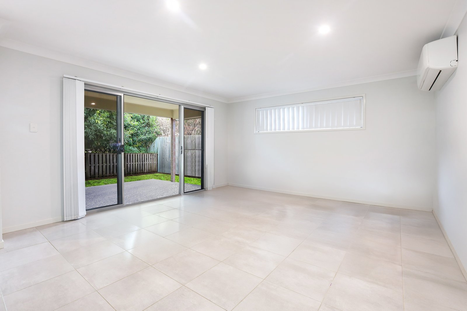 15 Hillsborough Place PIMPAMA 2