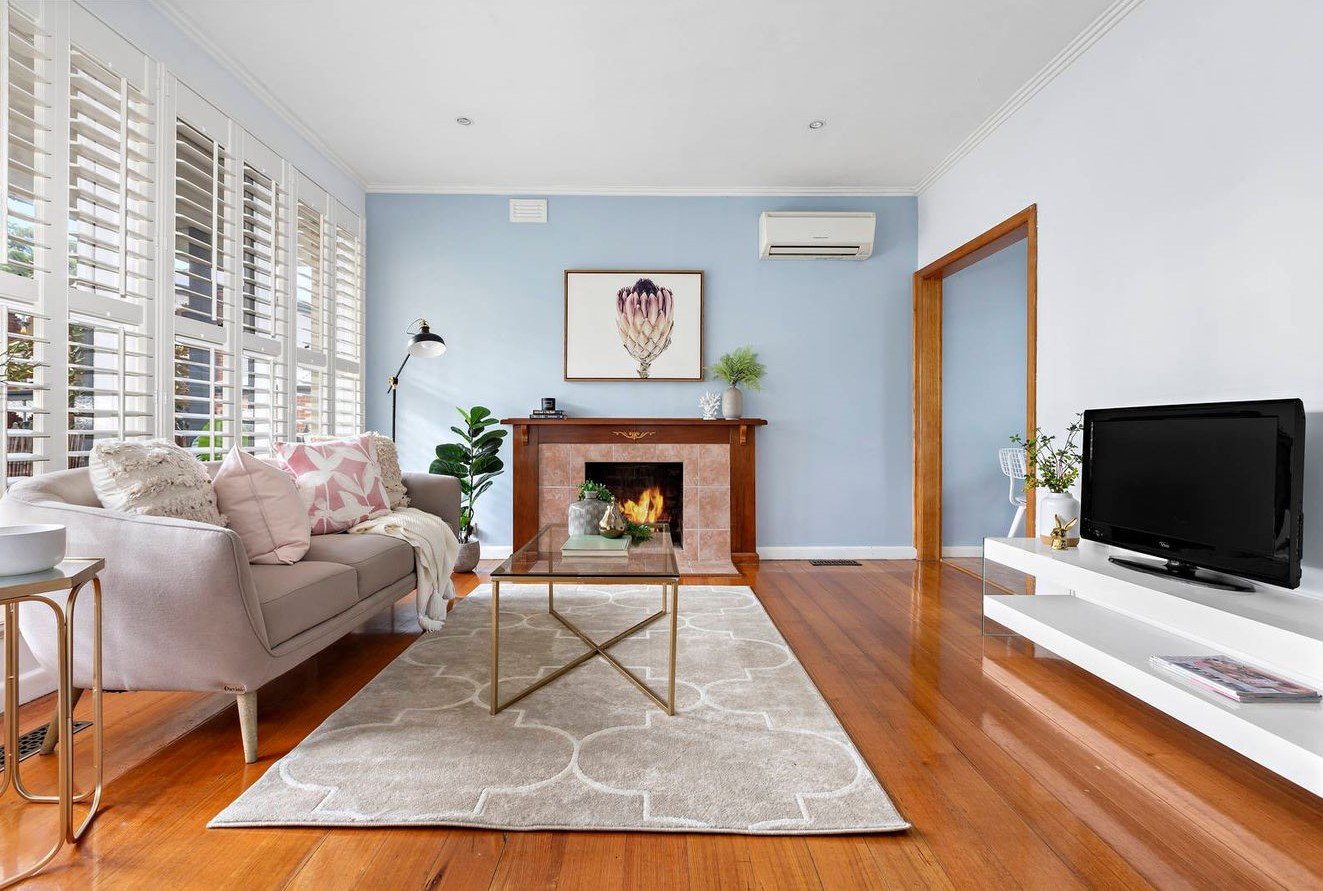 Gallery: 1/5 Hocking Court