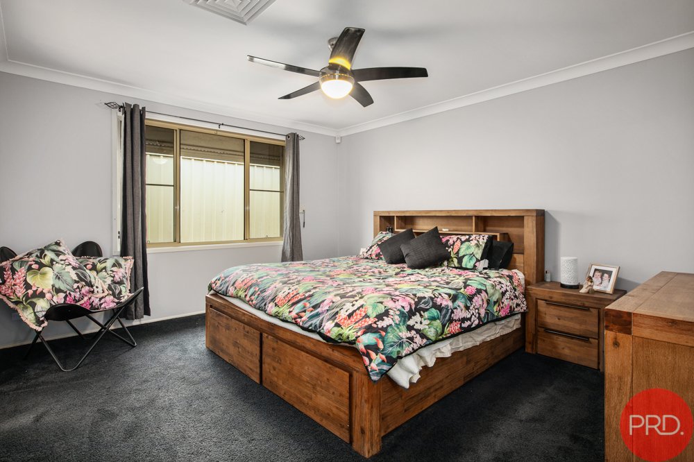 15 Honeyoak Drive ABERGLASSLYN 10