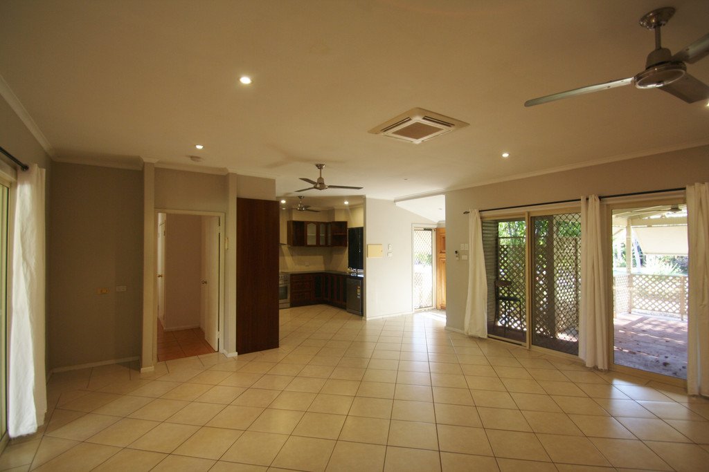 15 Howe Drive CABLE BEACH 4