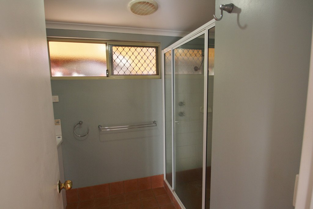 15 Howe Drive CABLE BEACH 18