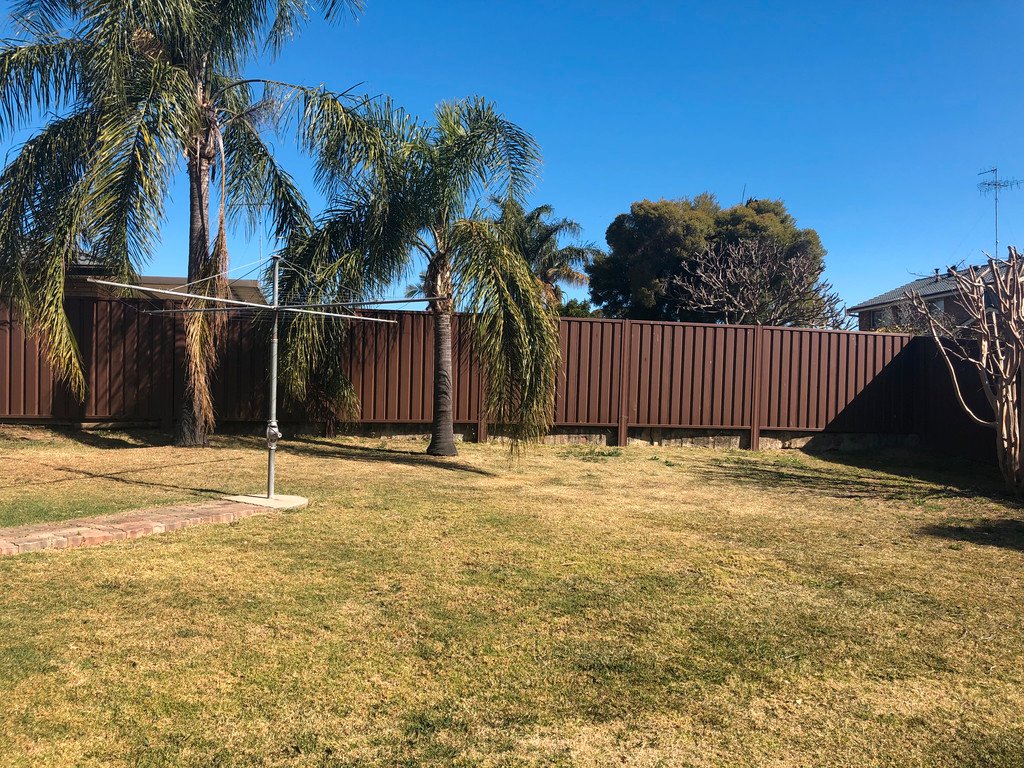 15 Hughes Avenue PENRITH 10