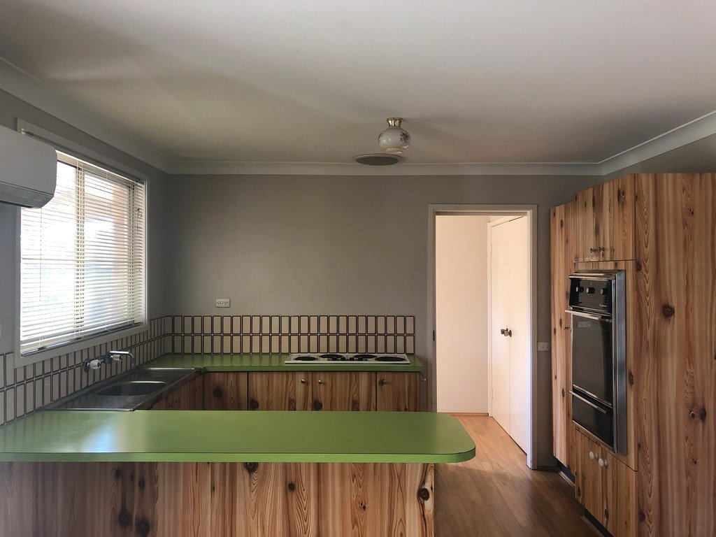 15 Hughes Avenue PENRITH 3