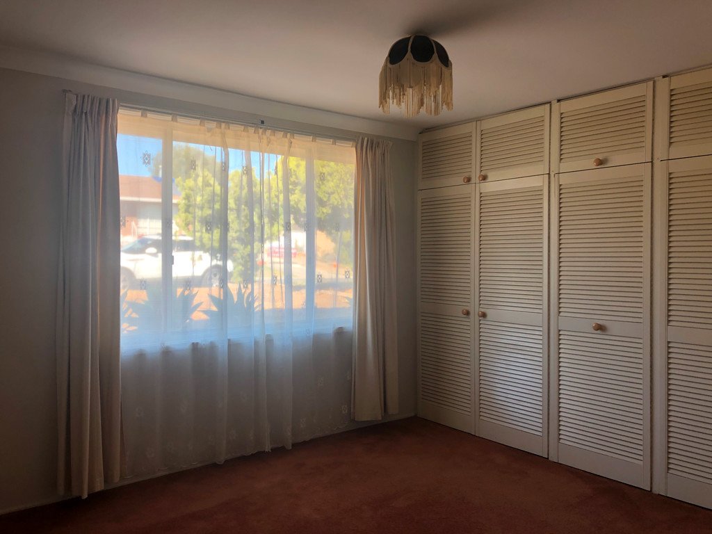 15 Hughes Avenue PENRITH 9