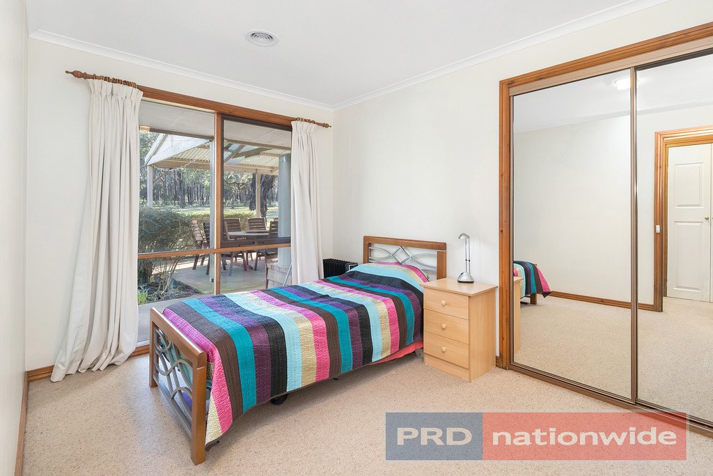 15 Incolls Road ENFIELD 5