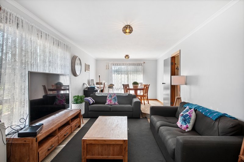 Gallery: 15 Iona Drive