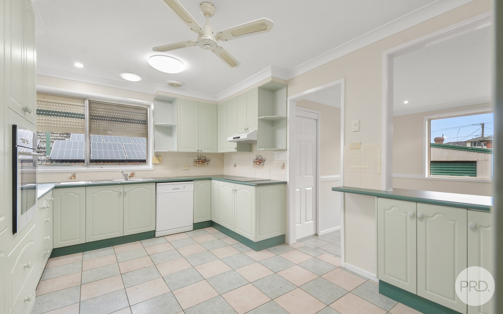 15 Irene Street SOUTH PENRITH 5