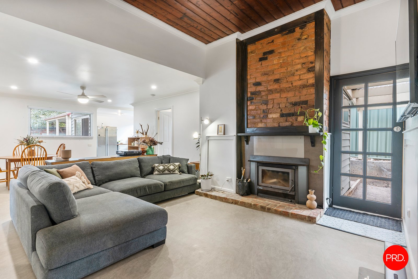 15 Jackson Street LONG GULLY 4