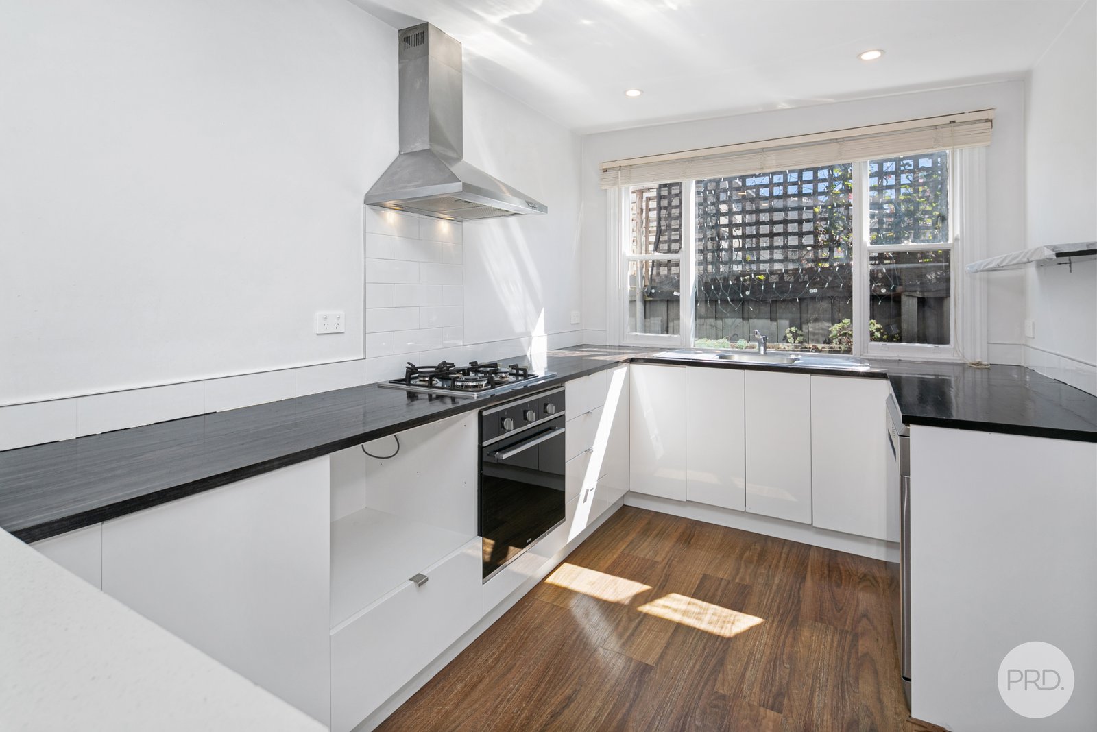 15 James Street GOLDEN POINT 2