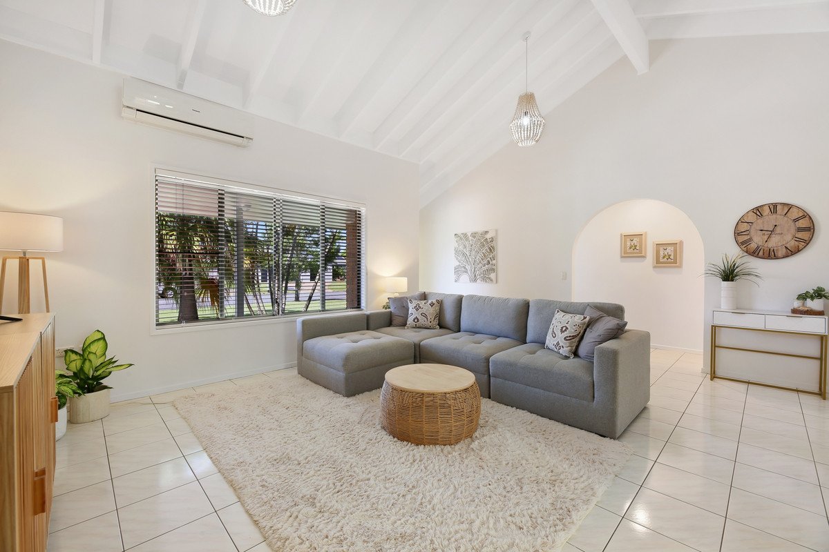 15 Japonica Drive Palm Beach 16