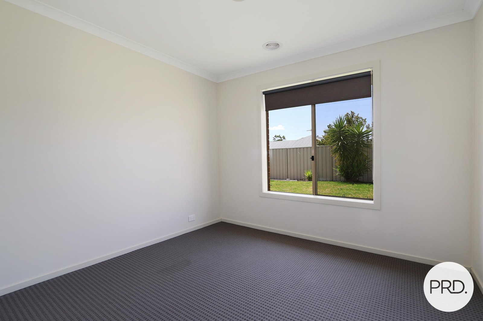 15 Jensen Crescent WODONGA 11