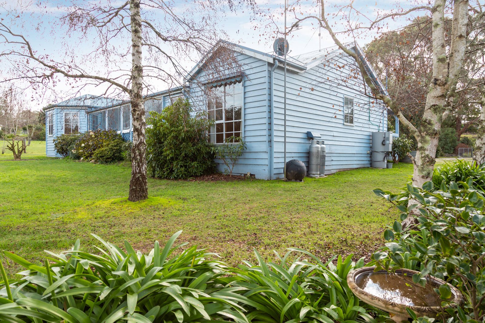 Real Estate and Property in 15 Jim Road, Newham, VIC