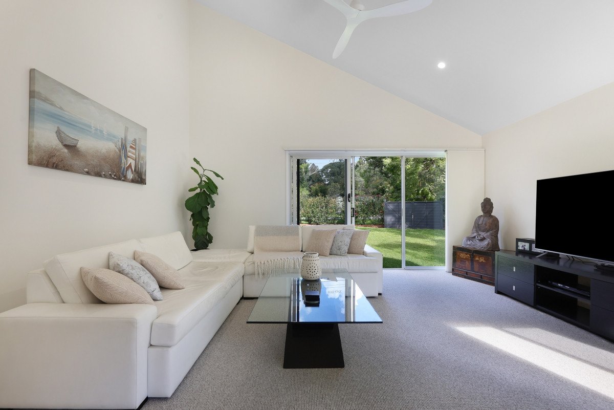 15 Joanne Court Currumbin Valley 9