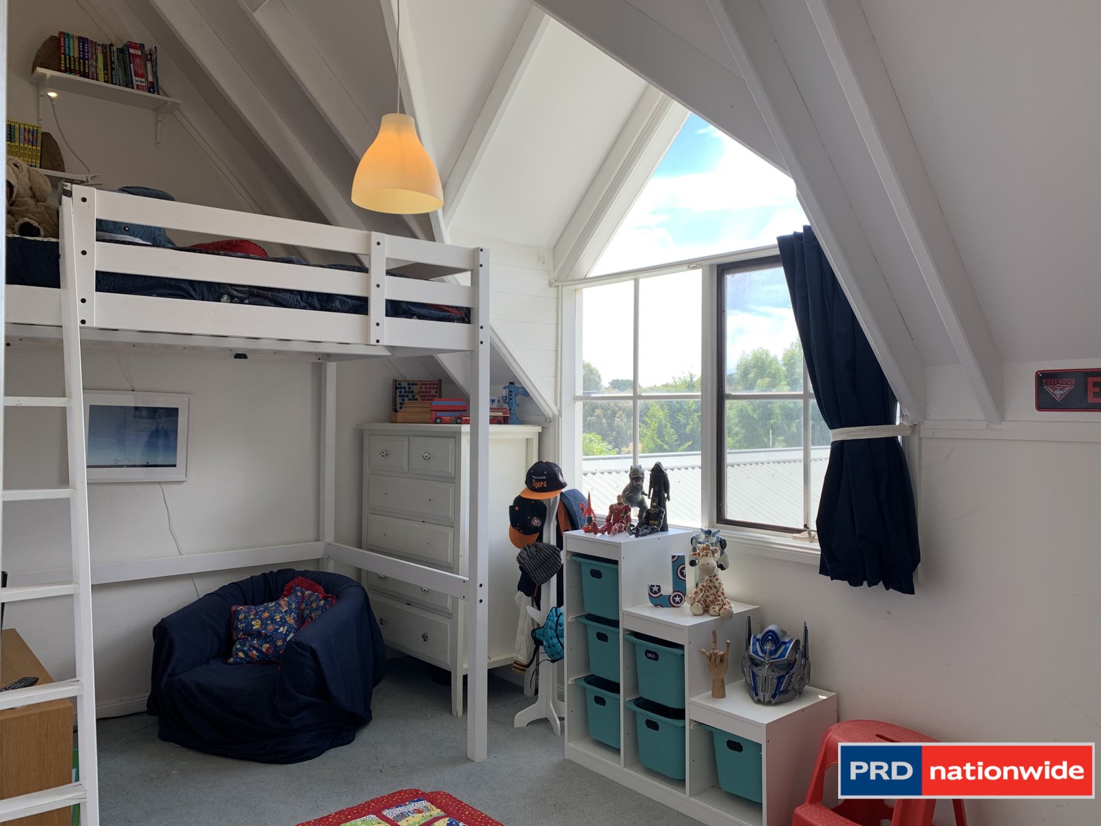 15 John Dwyer Crescent BUNGENDORE 10