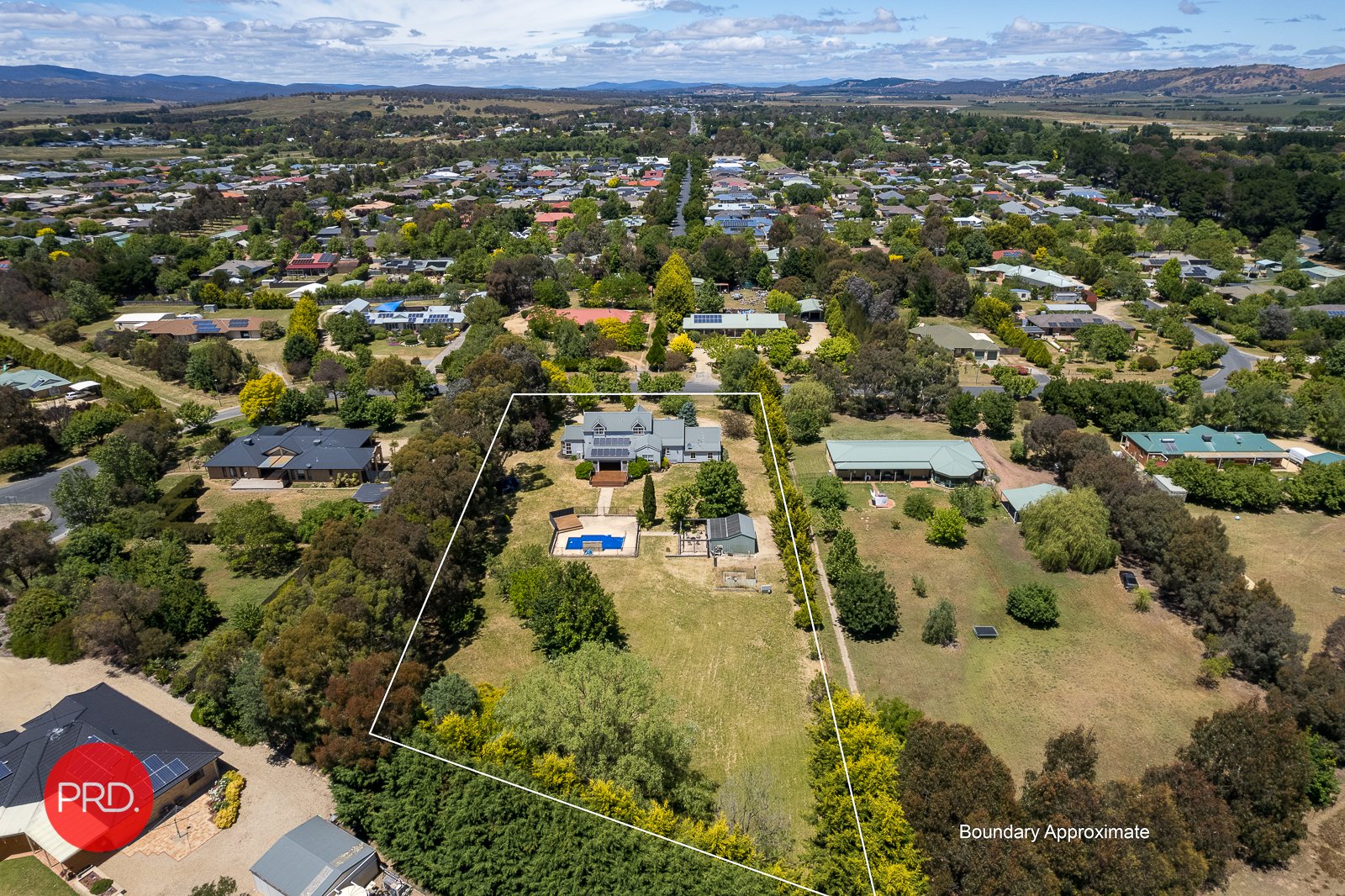 15 John Dwyer Crescent BUNGENDORE 4