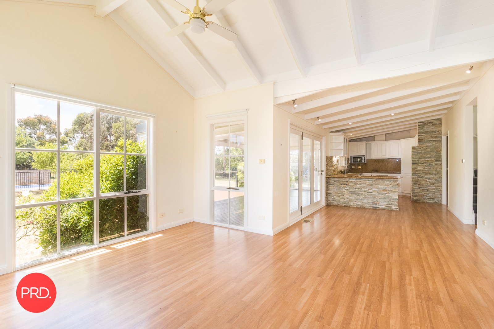 15 John Dwyer Crescent BUNGENDORE 9