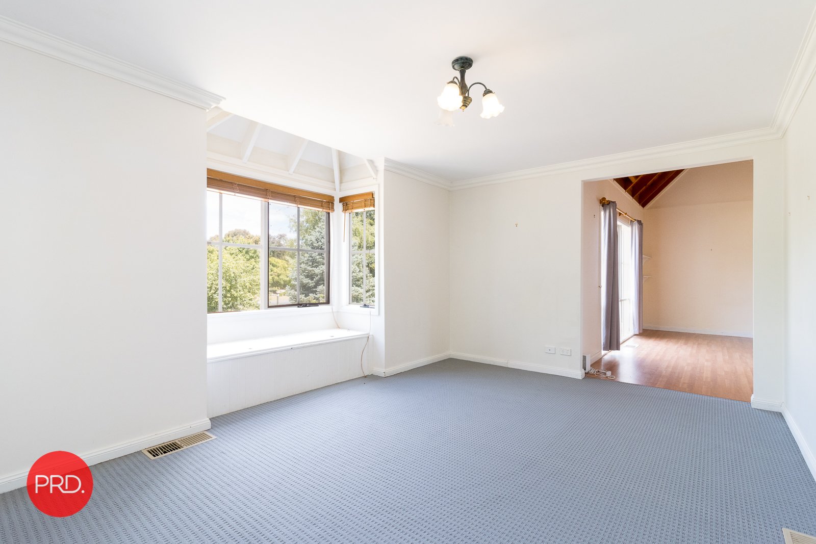 15 John Dwyer Crescent BUNGENDORE 10