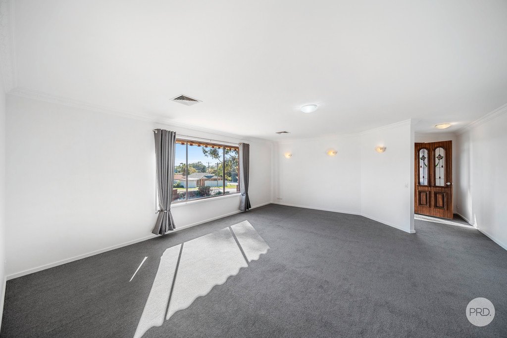 15 John Street KANGAROO FLAT 4