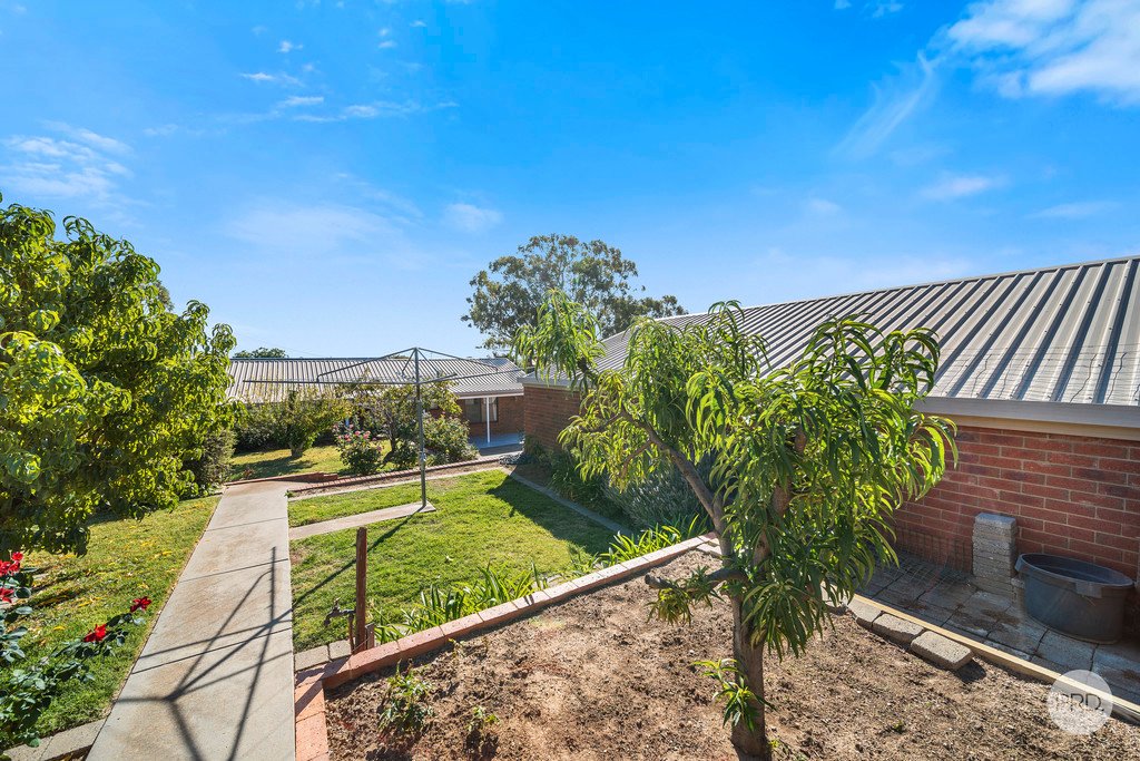 15 John Street KANGAROO FLAT 12