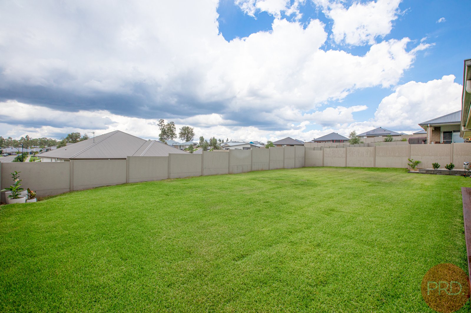 15 Judge Road NORTH ROTHBURY 11