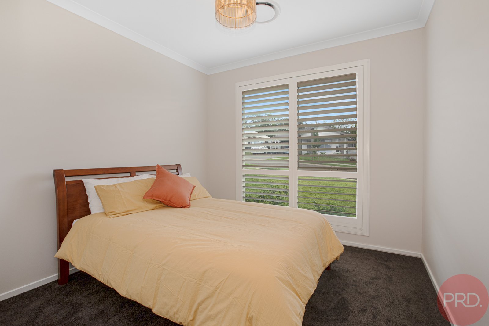 15 Judge Road NORTH ROTHBURY 12