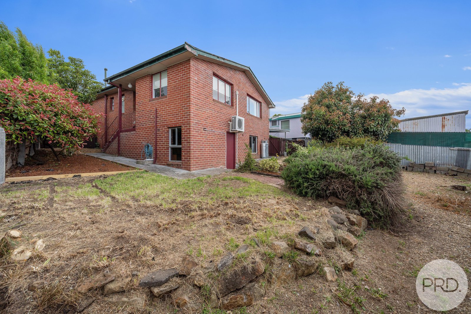 15 Junee Street CHIGWELL 1
