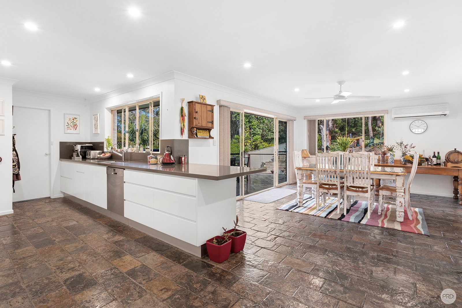 15 Kanimbla Drive SALAMANDER BAY 7