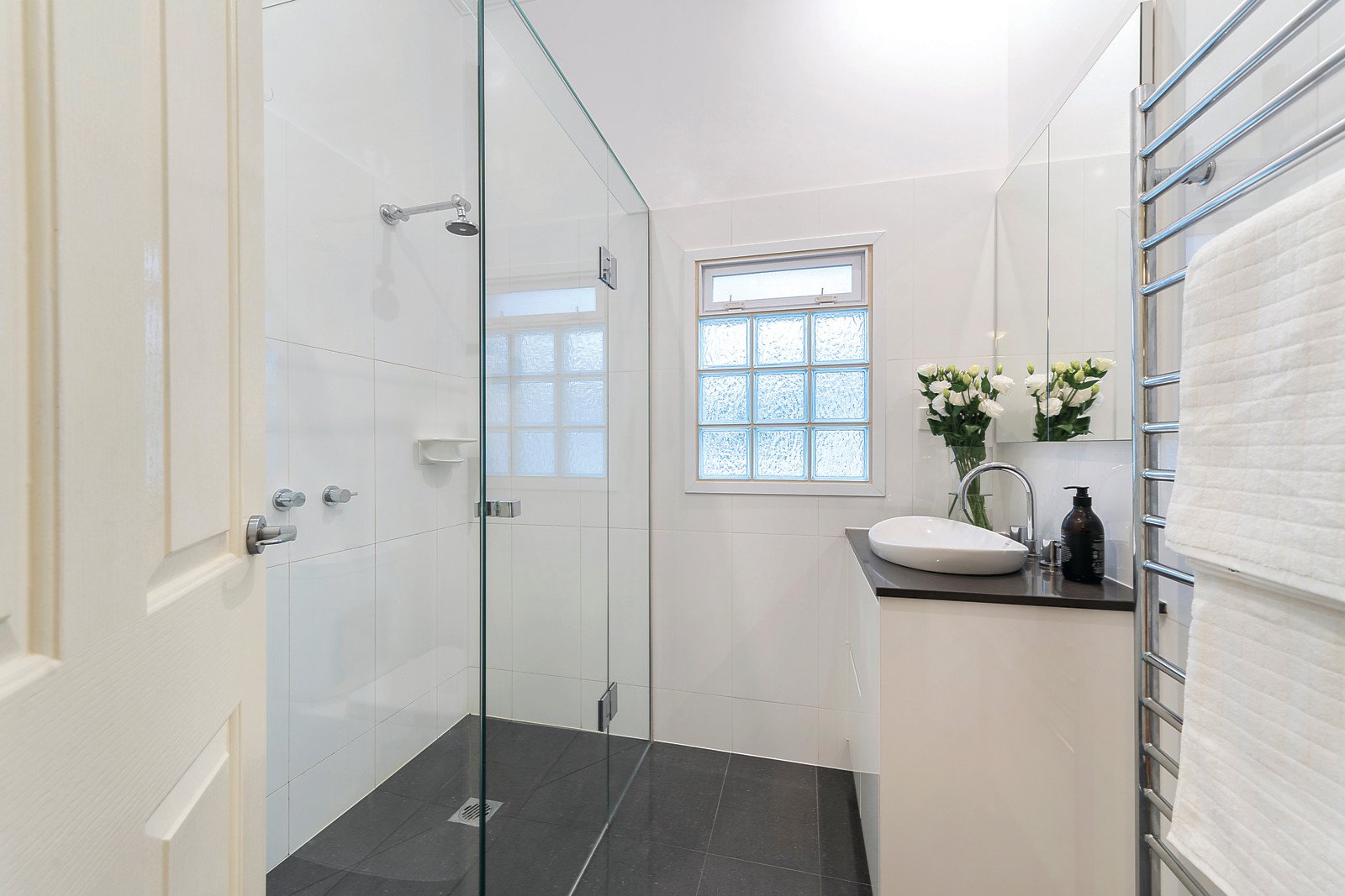 15 Karma Avenue, Malvern East, VIC