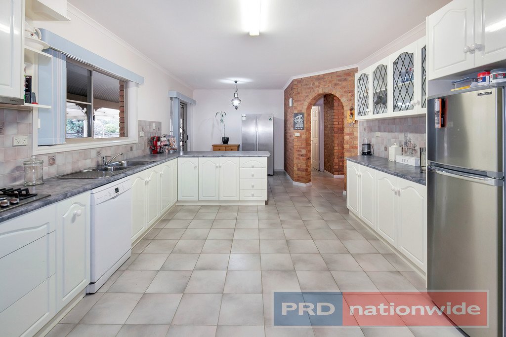 15 Kathleen Court HADDON 5