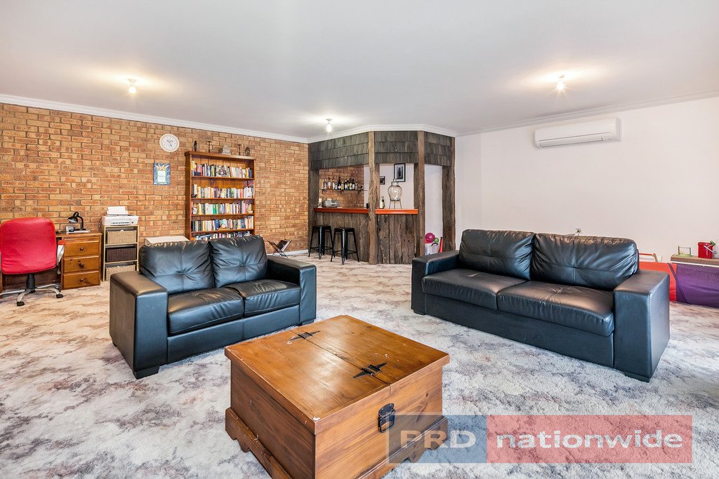 15 Kathleen Court HADDON 9