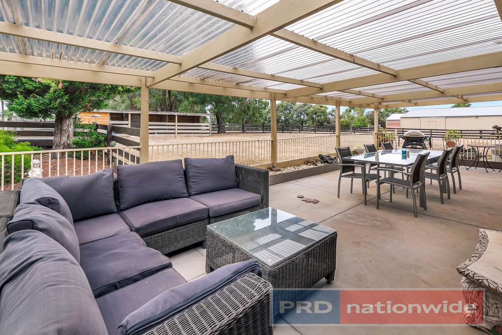 15 Kathleen Court HADDON 14