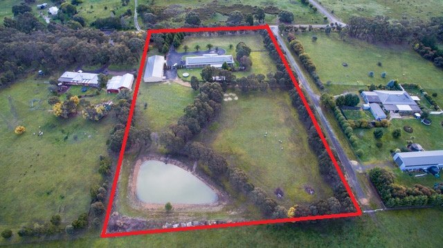 15 Kathleen Court HADDON 18