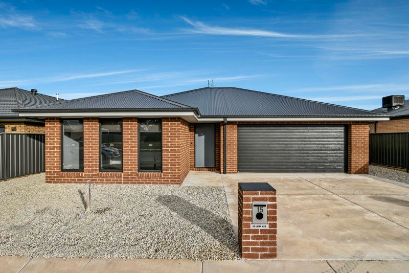 15 Keewong Drive STRATHFIELDSAYE 8