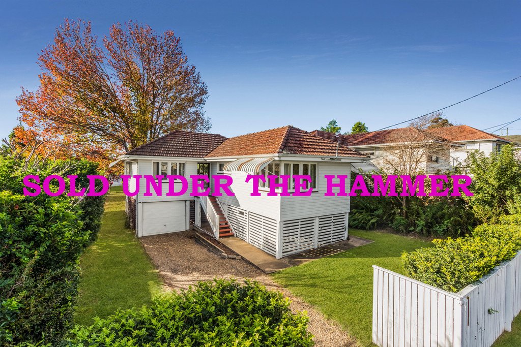 15 Kembla Street WAVELL HEIGHTS 1