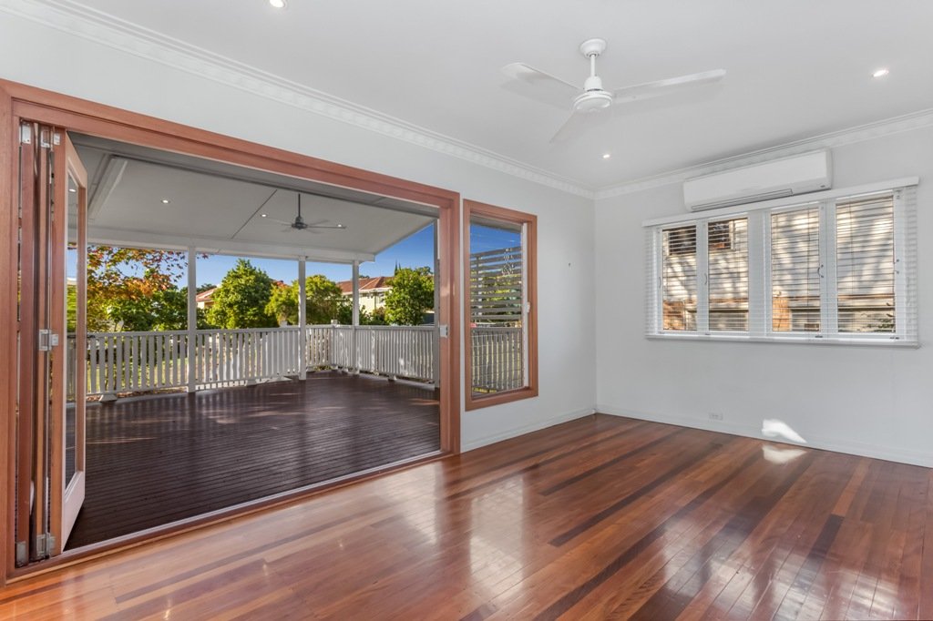 15 Kembla Street WAVELL HEIGHTS 6