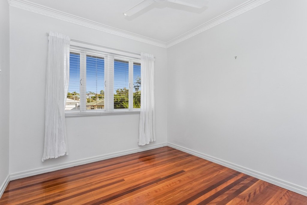 15 Kembla Street WAVELL HEIGHTS 9