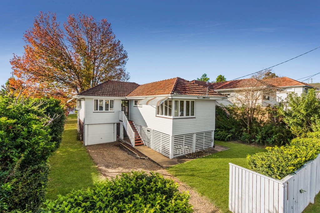 15 Kembla Street WAVELL HEIGHTS 12