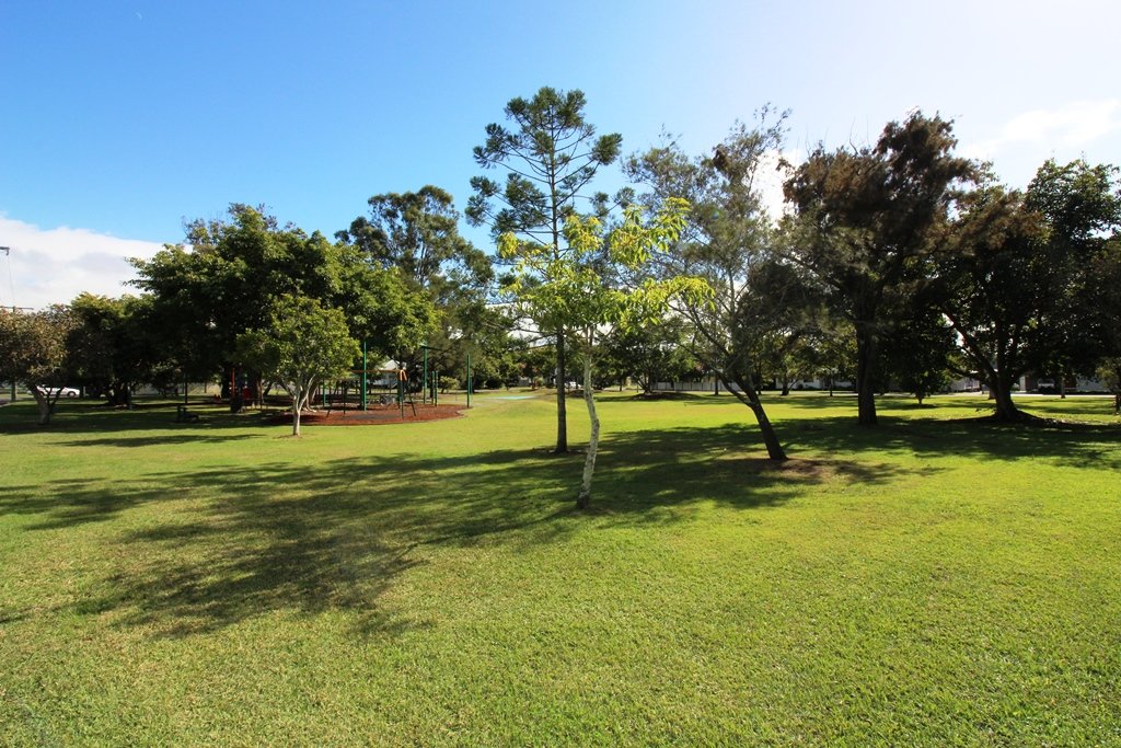 15 Kembla Street WAVELL HEIGHTS 16