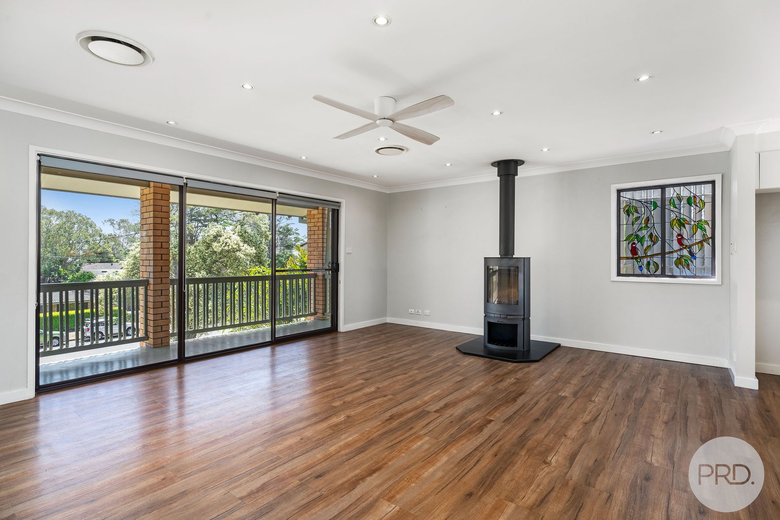 15 Kemp Street SALAMANDER BAY 3