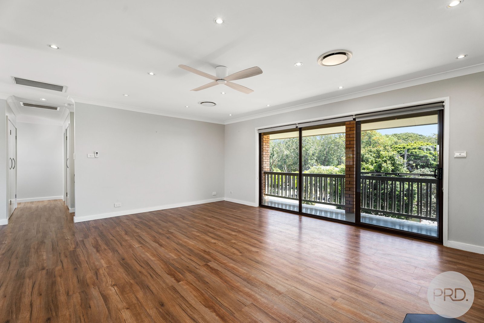 15 Kemp Street SALAMANDER BAY 4
