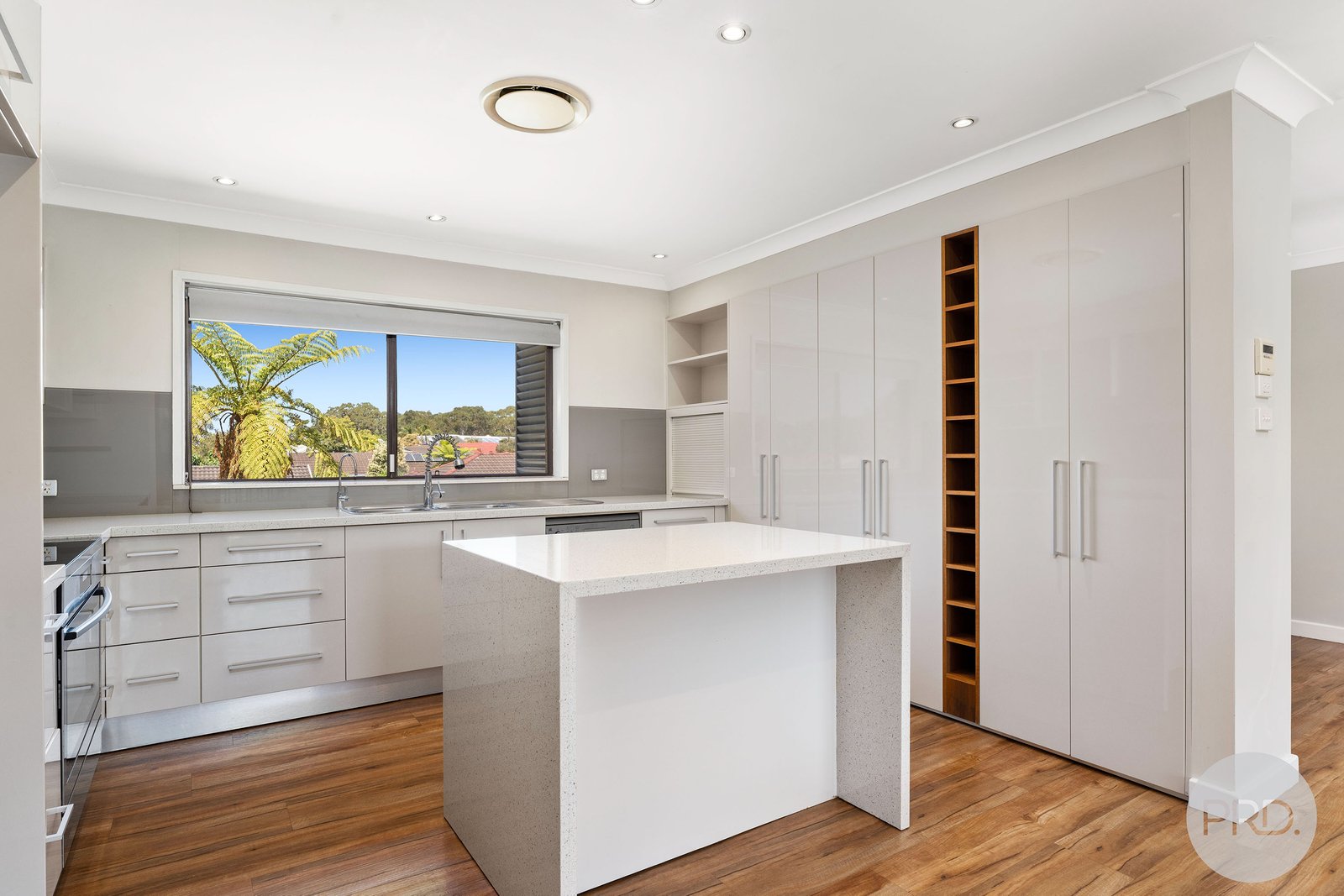 15 Kemp Street SALAMANDER BAY 6