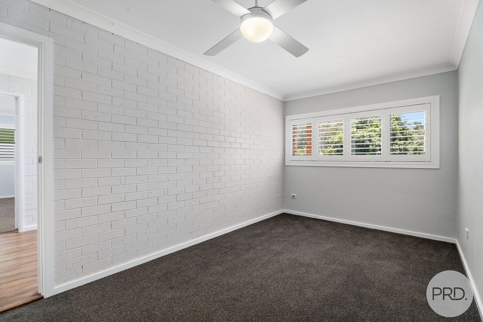 15 Kemp Street SALAMANDER BAY 16
