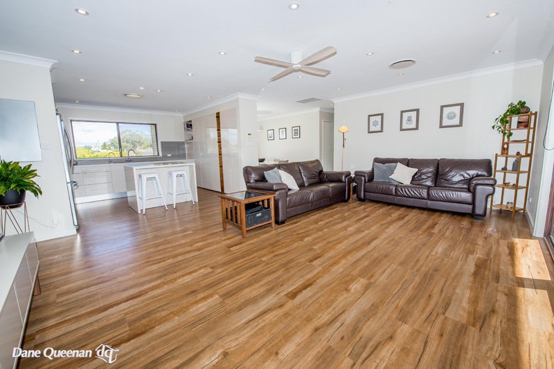 15 Kemp Street SALAMANDER BAY 3