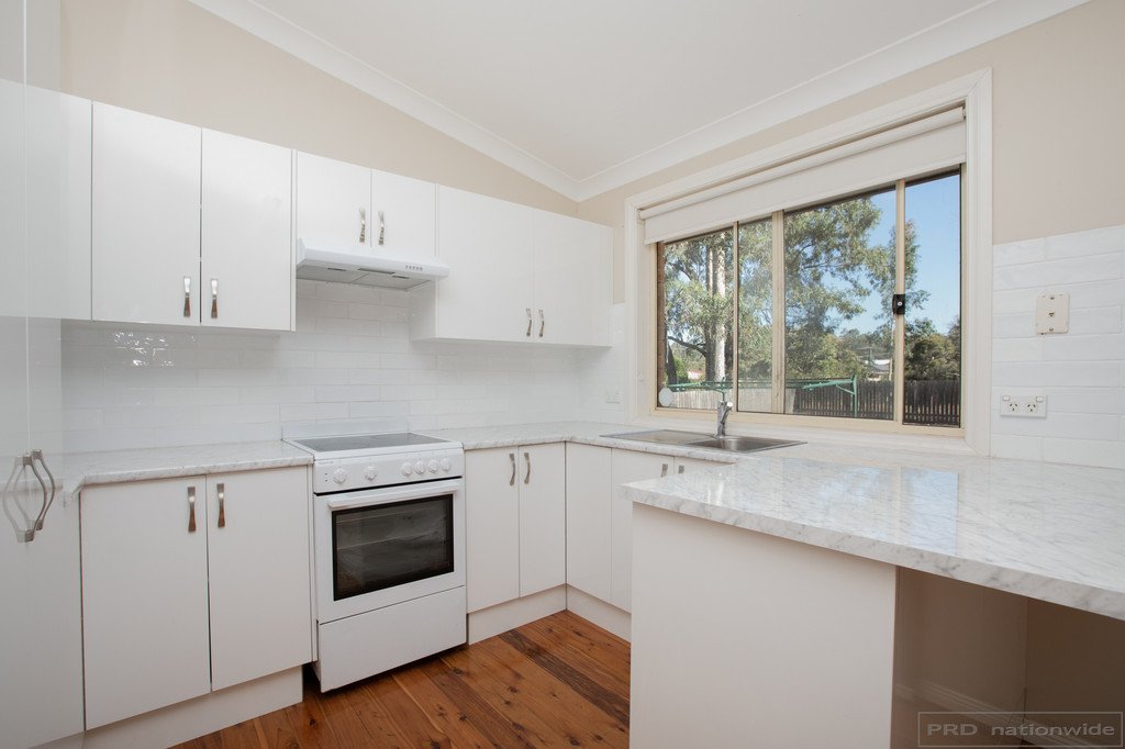 15 Kendall St  BELLBIRD 16