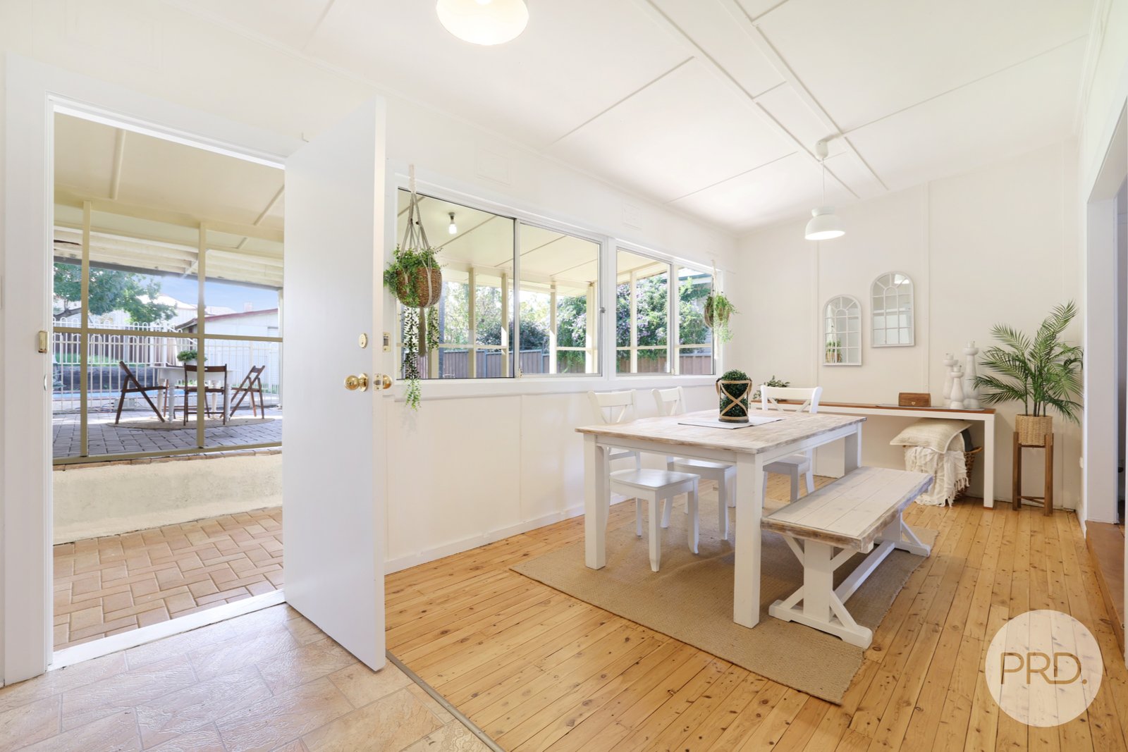 15 Kent Street TAMWORTH 24