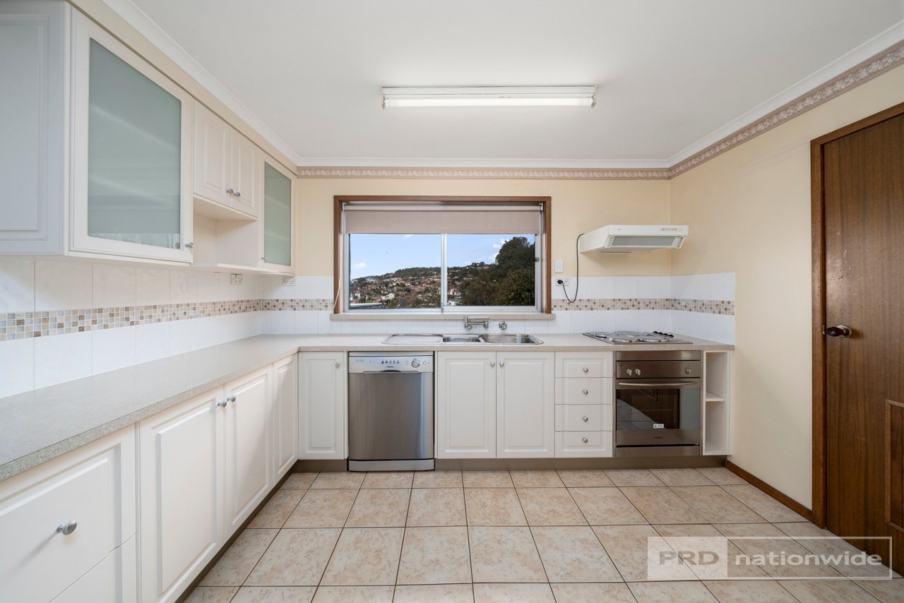 15 Kinarra Crescent CHIGWELL 3