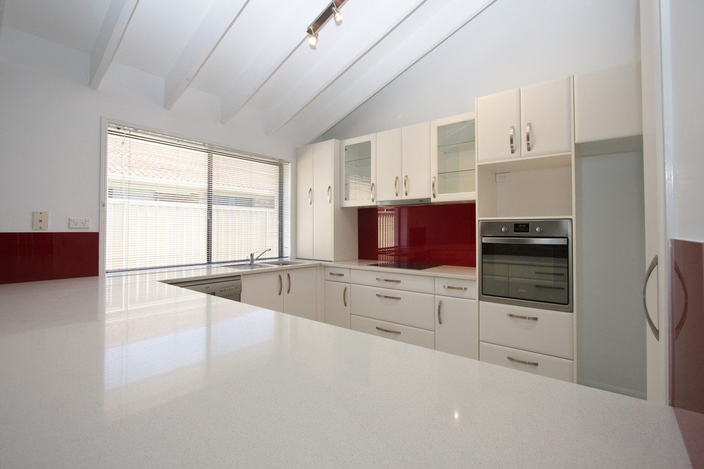 15 Kincardine Drive BENOWA 5