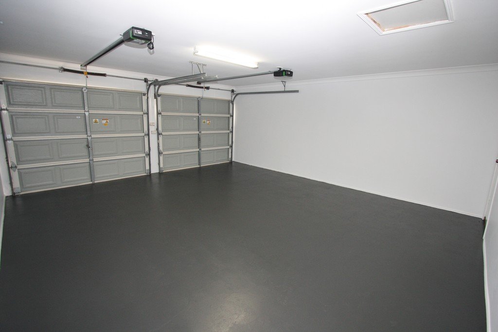 15 Kincardine Drive BENOWA 15