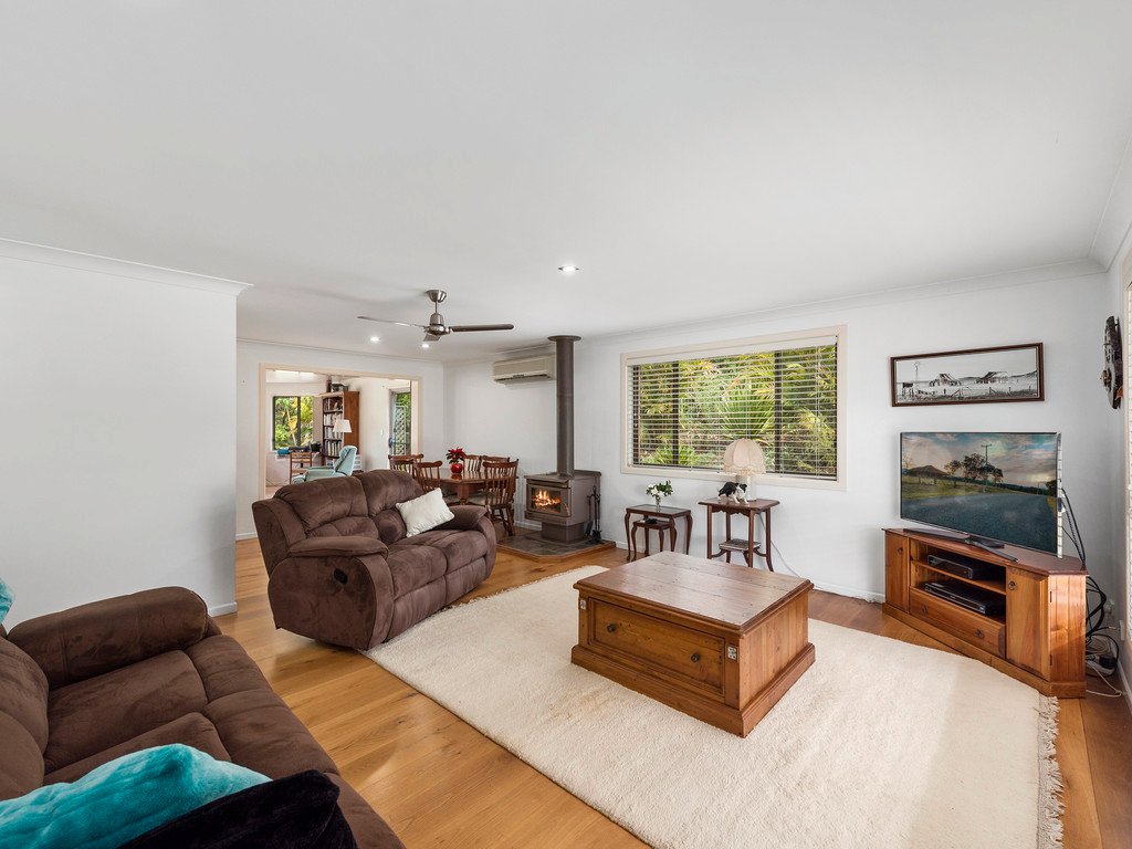 15 Kookaburra Drive GLENREAGH 2