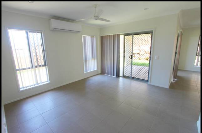 15 Koolivoo Parade BOYNE ISLAND 3